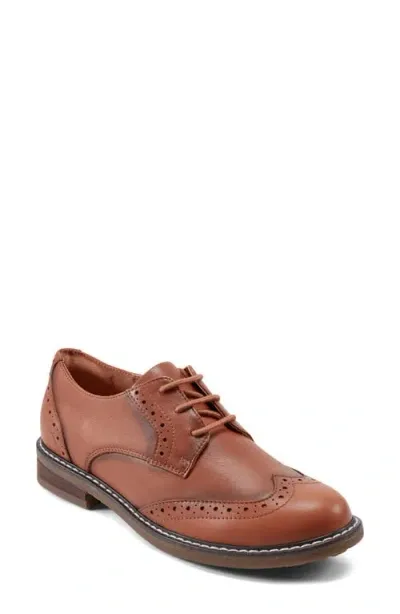 Easy Spirit Jonah Wingtip Derby In Medium Brown Leather