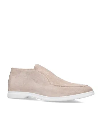 Eleventy Suede Slip-on Boots In White