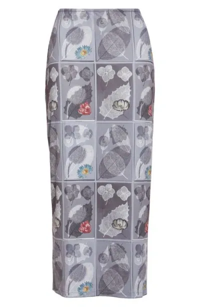 Elliss Phantom Flower Rib Midi Skirt In Grey Multi