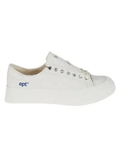 Ept Dive Trainers In White