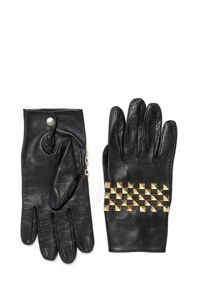 Ernest W Baker Man Black Gloves