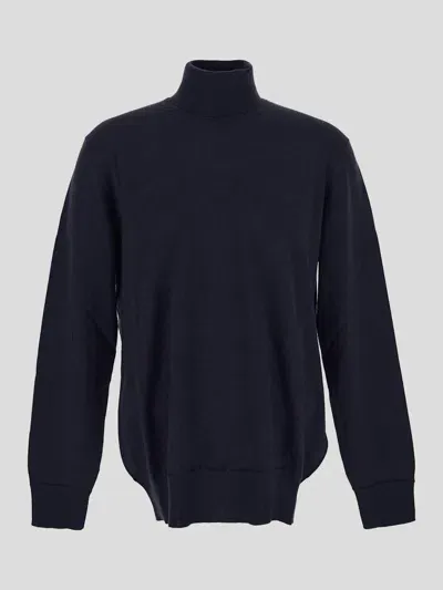 Etro Pegaso Embroidered Turtleneck Jumper In No-color