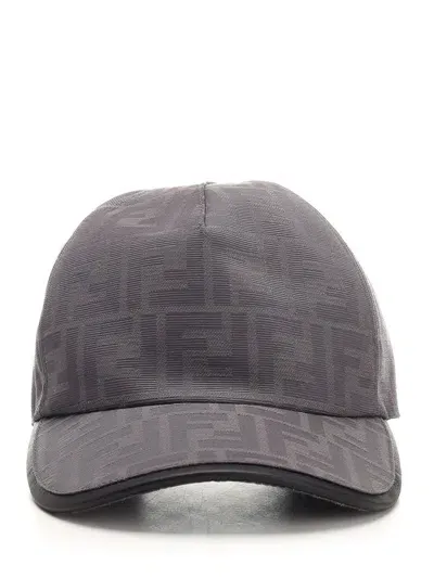 Fendi Baseball Cap In Gray