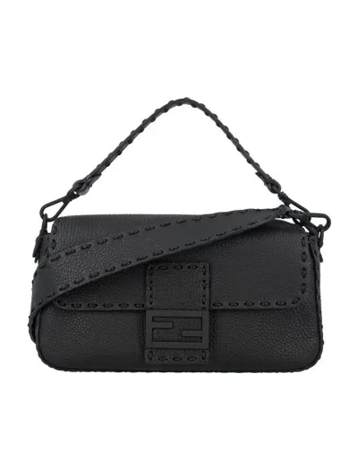 Fendi Selleria Leather Shoulder Bag In Black