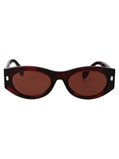 Fendi Oval Sunglasses Fe40125 I 54 S In Brown