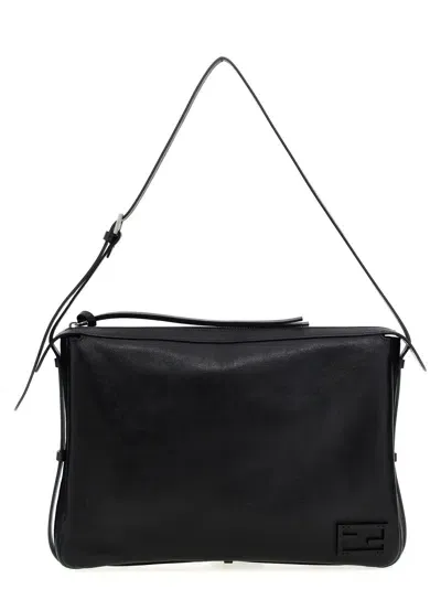 Fendi Simply  Large Shoulder Bag In Black