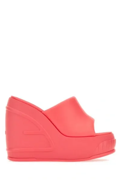 Fendi Platform Slides In Pink