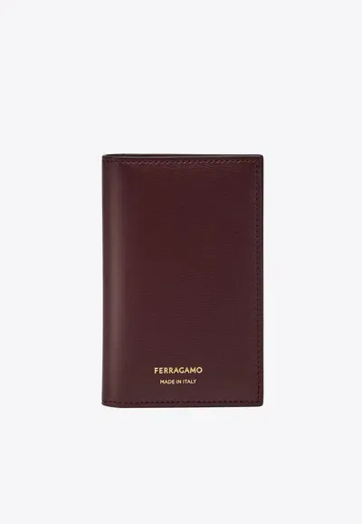 Ferragamo Bi-fold Leather Cardholder In Bordeaux