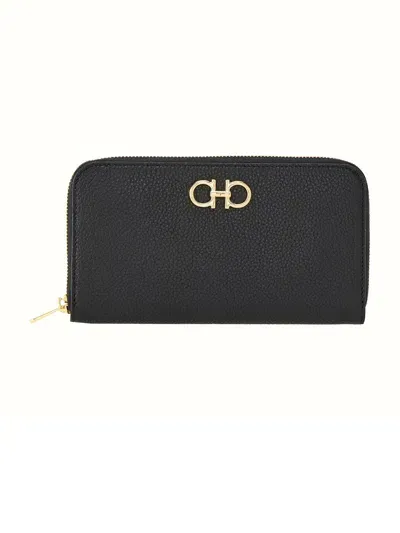 Ferragamo Gancini Continental Wallet In Black