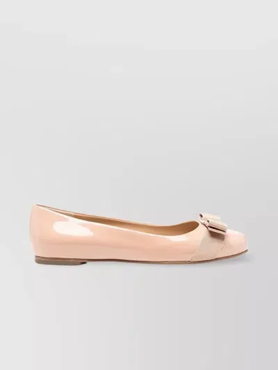 Ferragamo Varina Patent Leather Ballerina Shoes In Beige