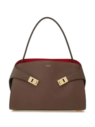 Ferragamo Small Hug Soft Shoulder Bag In Red