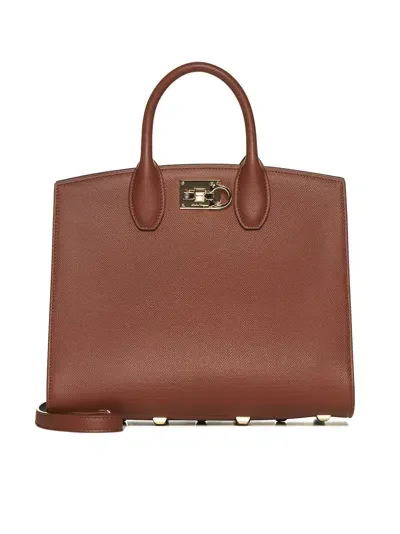 Ferragamo Tote In New Cognac || New Cognac || Ne