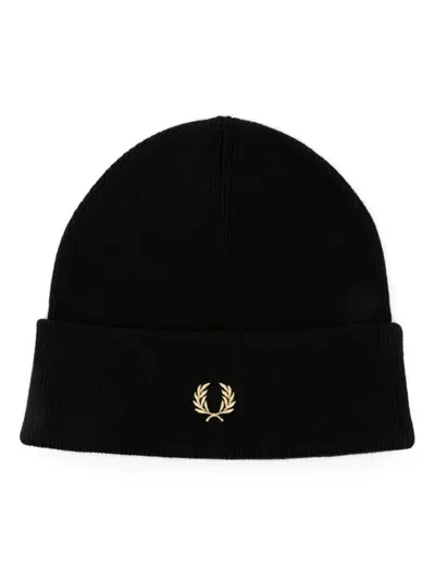 Fred Perry Embroidered-logo Beanie Hat In Black