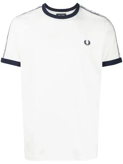 Fred Perry Embroidered-logo Crew-neck T-shirt In 白色