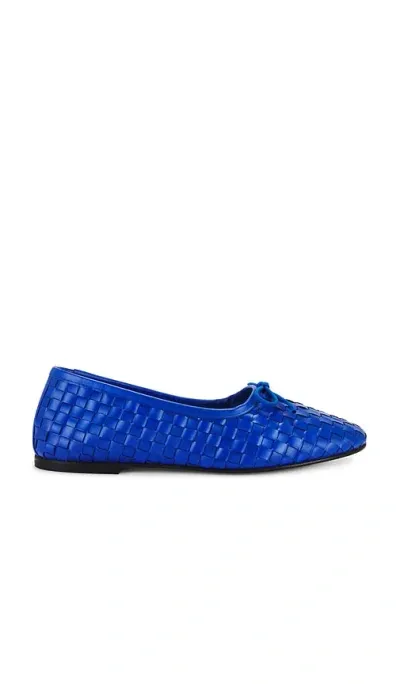 Freda Salvador Roma Flat In Cobalt Closed Woven Calf