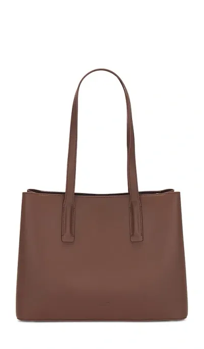 Freja New York Linnea Tote In 美洲山核桃色