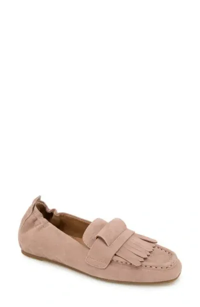 Gentle Souls By Kenneth Cole Scotty Kiltie Loafer In Fawn Suede