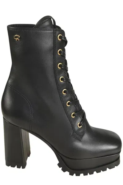 Gianvito Rossi Square Toe Platform Boots In Black