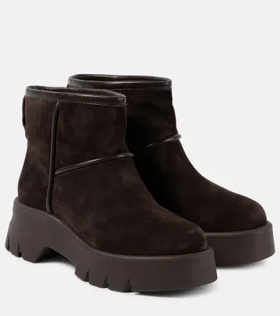 Gianvito Rossi Stormy Suede Ankle Boots In Brown