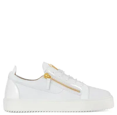 Giuseppe Zanotti Frankie In White