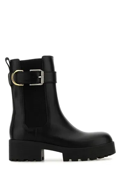 Givenchy Boots In Black