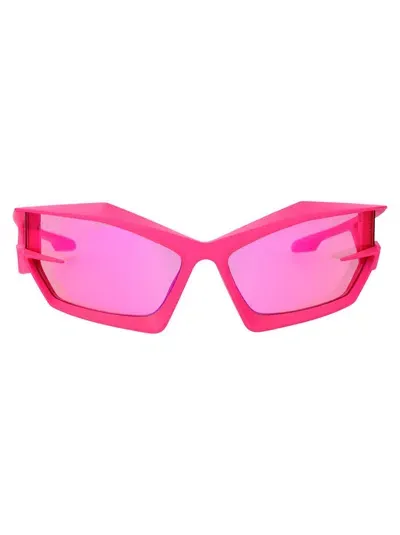 Givenchy Sunglasses In 73y Matte Pink / Violet