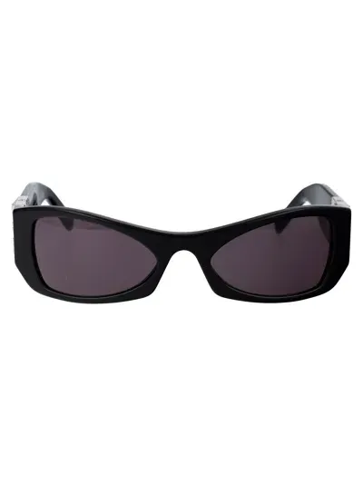 Givenchy Sunglasses Gv40079 I 01 A In Black