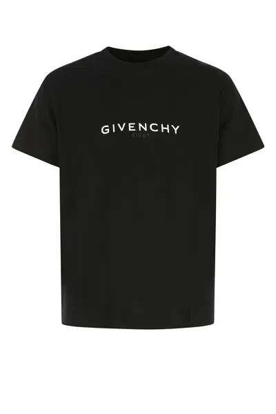 Givenchy T-shirt In 001