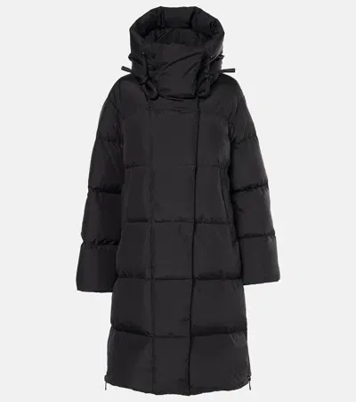 Goldbergh Chaleur Down Coat In Schwarz