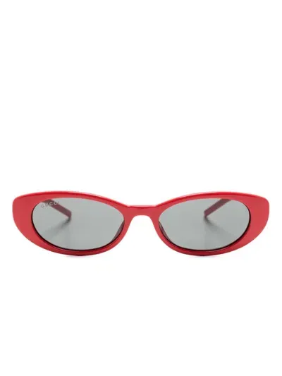 Gucci Cat-eye Sunglasses In Red