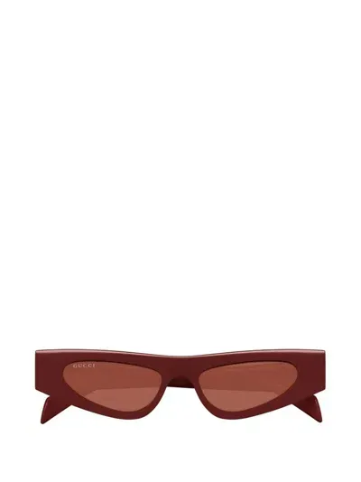 Gucci Eyewear Cat Eye Frame Sunglasses In Red