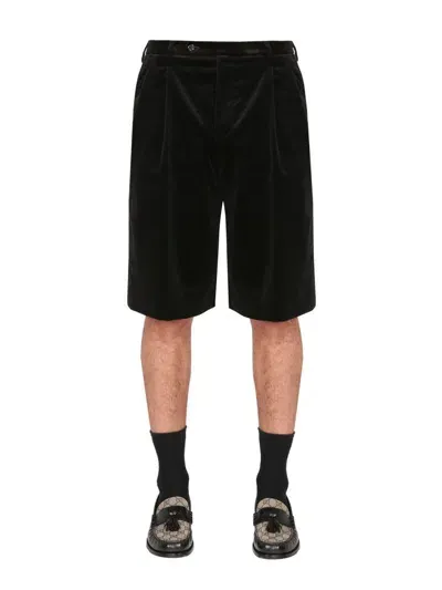 Gucci Velvet Double Pleat Shorts In Black