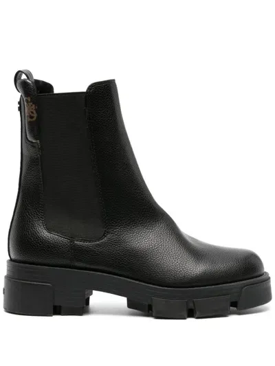 Guess Usa Madla Logo-plaque Boots In Black