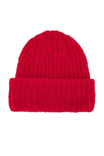 Guest In Residence Cloud Beanie In True Red