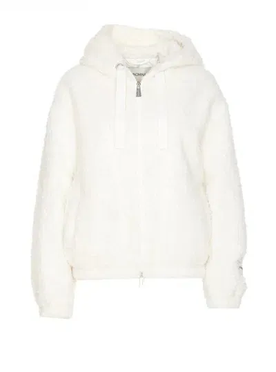 Hinnominate Coats In White