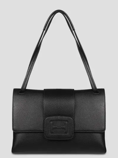 Hogan Embossed Logo Shoulder Bag In Black