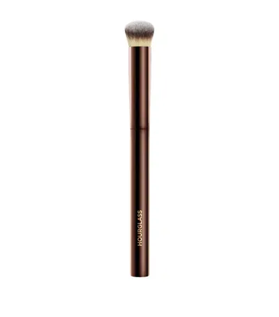 Hourglass Vanish Concealer Brush In White