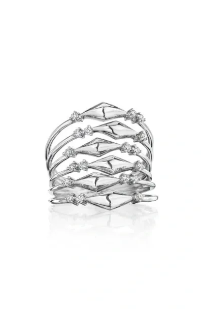 Hueb Luminus Stacked Diamond Ring In Metallic