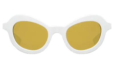 Illesteva Delfina Sunglasses In White / Honey See Through