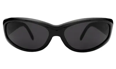 Illesteva Granada Sunglasses In Black / Grey