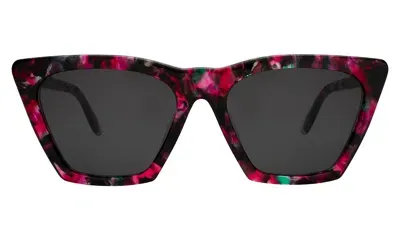 Illesteva Lisbon Sunglasses In Black