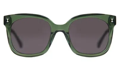 Illesteva Valencia Sunglasses In Green