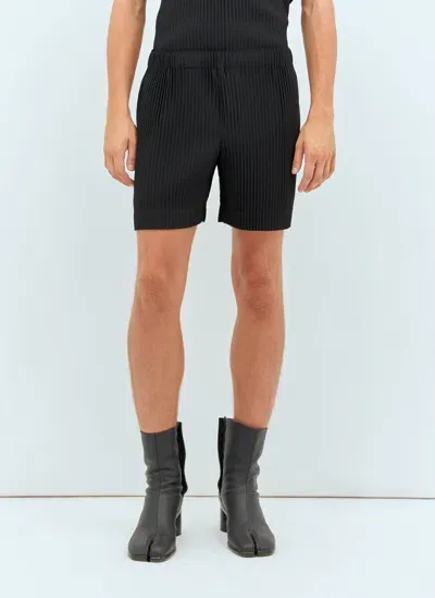 Issey Miyake July Pleated Shorts In Black