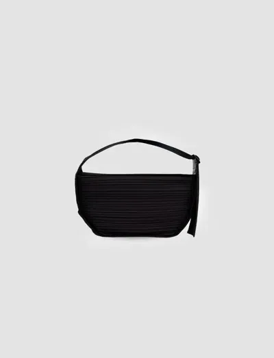 Issey Miyake Pleated Bag In Nero