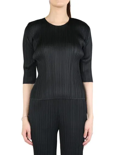 Issey Miyake Pleated T-shirt In Black