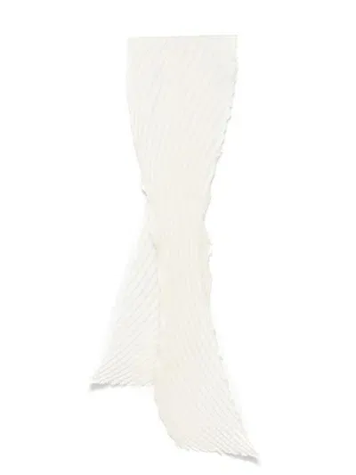 Issey Miyake Plissé-effect Scarf In White