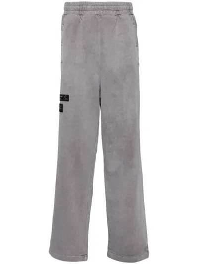 Izzue Logo-patch Regular Pants In Grey