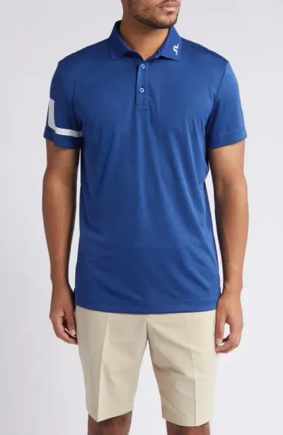 J. Lindeberg Heath Regular Fit Solid Performance Golf Polo In Estate Blue Melange