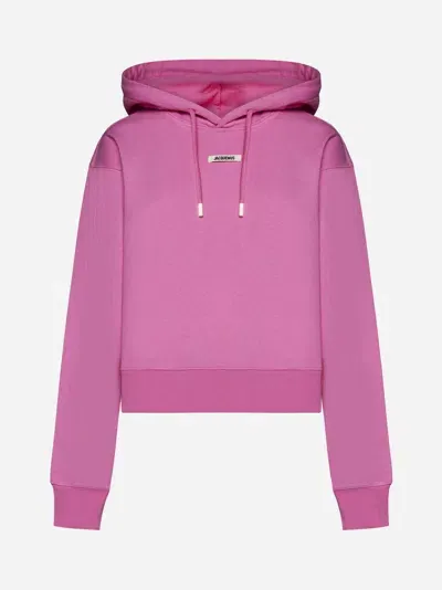 Jacquemus Logo Patch Drawstring Hoodie In Pink