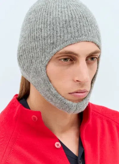 Jacquemus La Capuche Gros Grain Beanie Hat In Grey